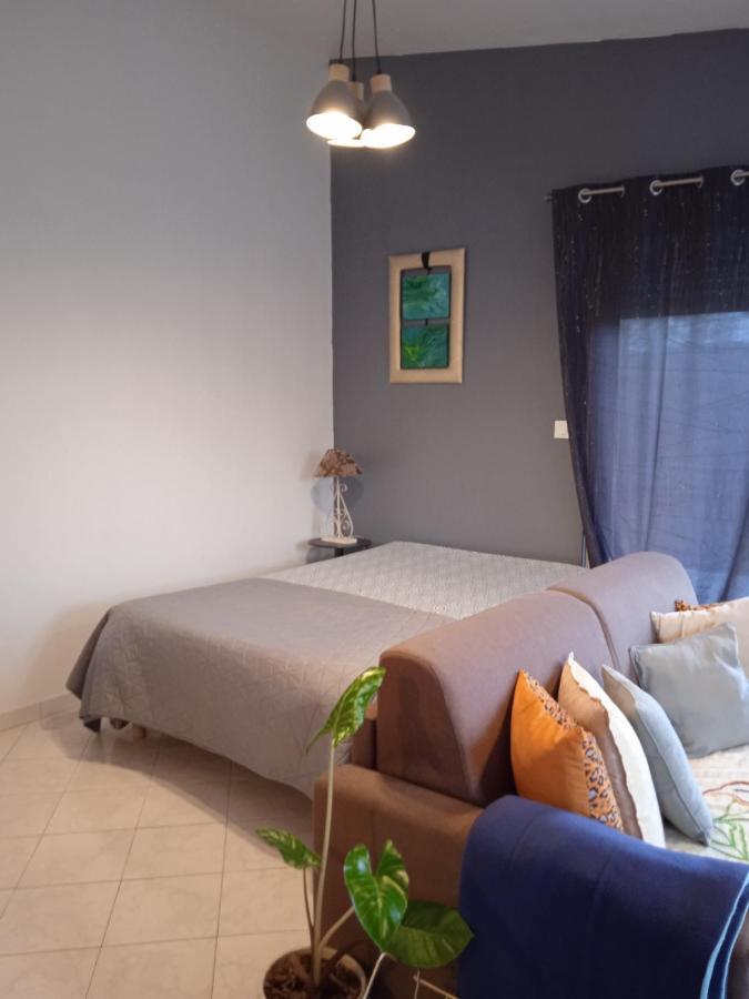 Chaleureux Studio A Pombonne แบร์เฌอรัก ภายนอก รูปภาพ